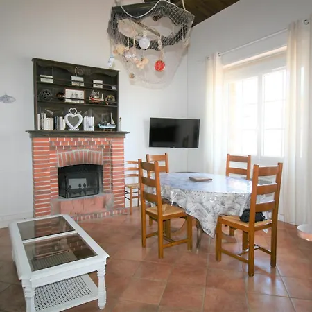 Maison à : Et Commerces à Proximité, Jardin, 3 Chambres, Parking - Fr-1-22-343 * La Tranche-sur-Mer