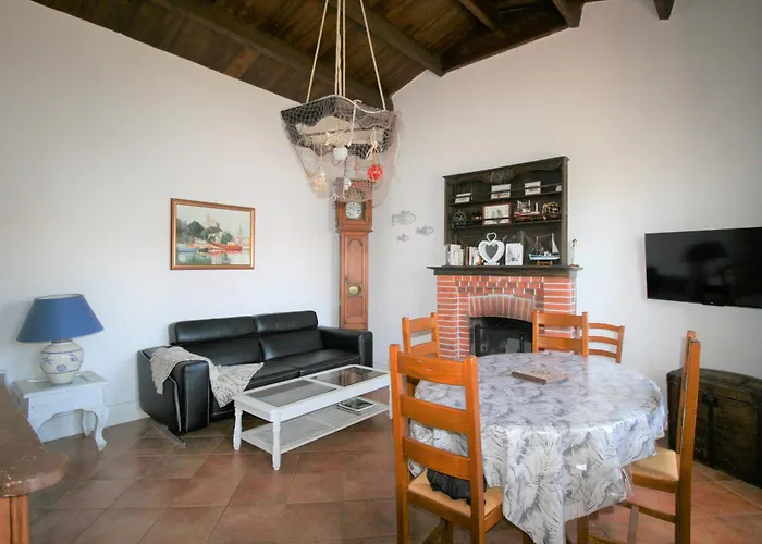 Maison à : Et Commerces à Proximité, Jardin, 3 Chambres, Parking - Fr-1-22-343 Casa vacanze *