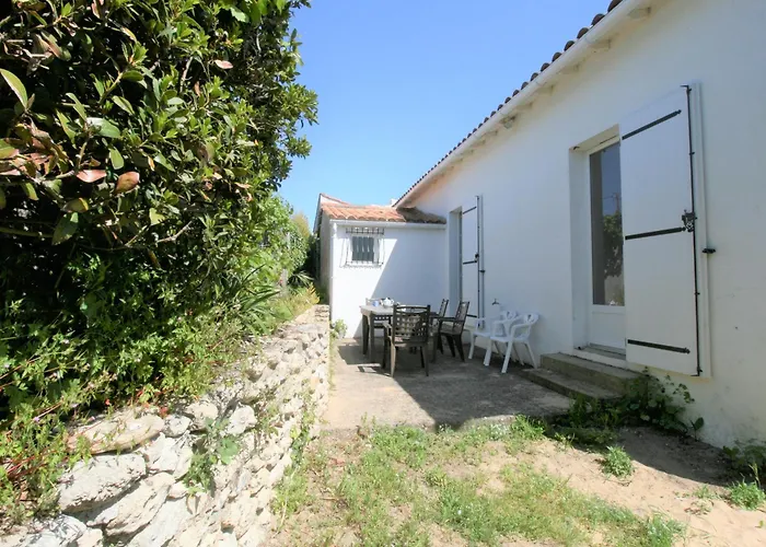 Casa vacanze Maison à : Et Commerces à Proximité, Jardin, 3 Chambres, Parking - Fr-1-22-343 *